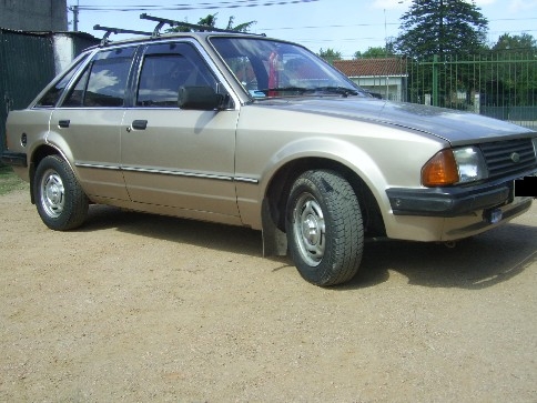 Casa de repuestos ford escort en montevideo #3